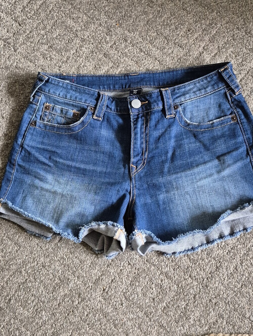 True Religion Jennie Curvy Denim Shorts Sz.32
